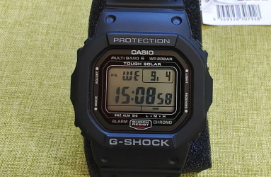 上手很舒适质感很好  卡西欧 G-SHOCK 经典