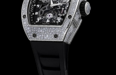 探秘RICHARD MILLE：陀飞轮工艺与创新材质的完美融合