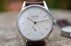 Nomos推出Orion Neomatik Doré腕表和Tangente Neomatik Doré腕表