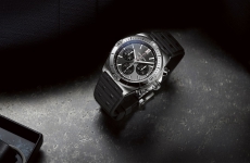 MOMENTS OF LIGHTNESS 轻盈随时     BREITLING x BROMPTON跨界联名推出首款中国限量版