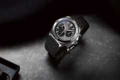 MOMENTS OF LIGHTNESS 轻盈随时     BREITLING x BROMPTON跨界联名推出首款中国限量版