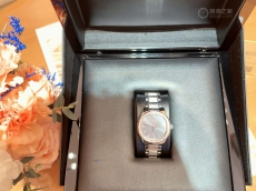 选点不一样的女表  伯爵 PIAGET POLO