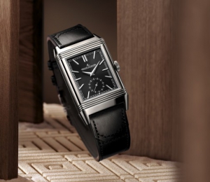 积家呈献 REVERSO TRIBUTE DUOFACE SMALL SECONDS翻转系列双面双时区小秒针腕表 