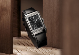 积家呈献 REVERSO TRIBUTE DUOFACE SMALL SECONDS翻转系列双面双时区小秒针腕表 