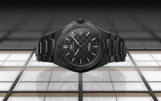 IWC万国表推出全新工程师自动腕表42，采用黑色陶瓷材质