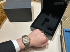 选来选去就选它了  伯爵 PIAGET POLO