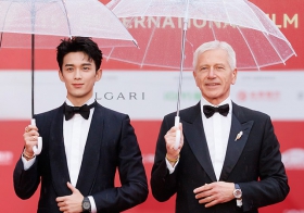 第十五届北京国际电影节璀璨开幕 BVLGARI 宝格丽携手群星闪耀开幕式红毯