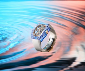 理查米尔全新RM 75-01浮动陀飞轮蓝宝石水晶腕表