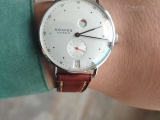 戴上爱表把酒言欢  NOMOS 大都会 1101