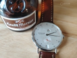 戴上爱表把酒言欢  NOMOS 大都会 1101
