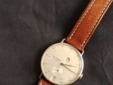 戴上爱表把酒言欢  NOMOS 大都会 1101