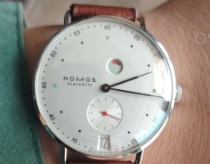 戴上爱表把酒言欢  NOMOS 大都会 1101