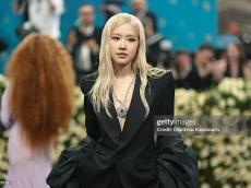蒂芙尼星光闪耀 2025 Met Gala