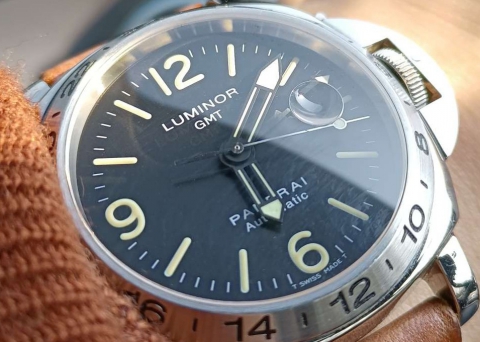 再发一枚大三针GMT  沛纳海特别款腕表