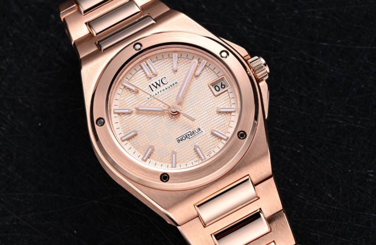 IWC工程师自动腕表35，小尺寸对味了？
