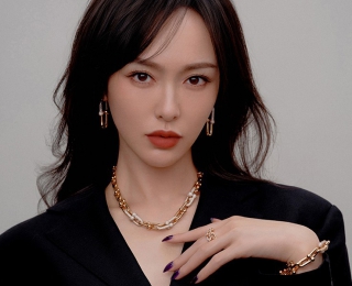 众星佩戴Tiffany HardWear系列作品 以经典链环美学 传递爱的蜕变之力