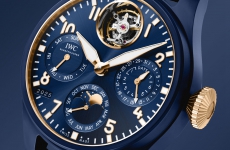 IWC万国表推出大型飞行员万年历陀飞轮蓝色陶瓷腕表“小王子”特别限量版