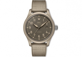 IWC万国表推出飞行员系列自动腕表41  TOP GUN“莫哈维沙漠”