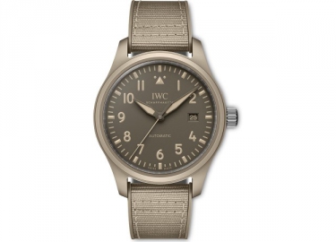 IWC万国表推出飞行员系列自动腕表41  TOP GUN“莫哈维沙漠”