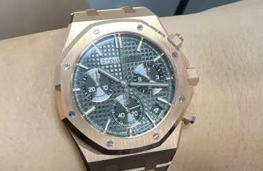 我的第一块选择这一款  爱彼皇家橡树26400R