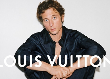 路易威登正式宣布Jeremy Allen White出任品牌代言人