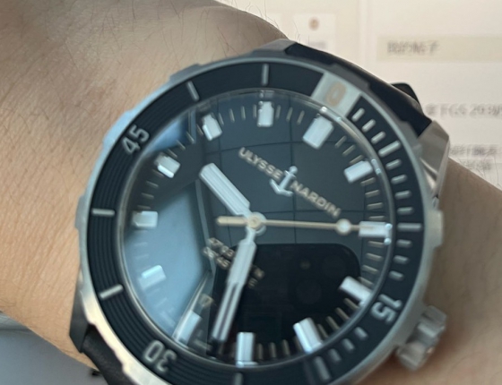 夏天我的最佳拍档  雅典表 潜水 DIVER 42 MM