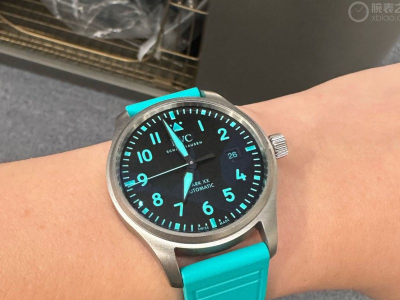 IWC X Mercedes-AMG  万国表飞行员马克二十