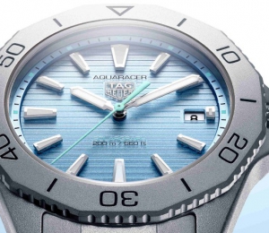 锋芒新色 凌厉登场 TAG HEUER泰格豪雅推出全新 泰格豪雅竞潜系列PROFESSIONAL 200 SOLARGRAPH太阳能腕表