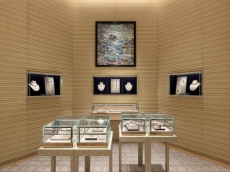 蒂芙尼于深圳万象城精品店呈现 “溯时寻珍：蒂芙尼古董珍藏”限时赏鉴