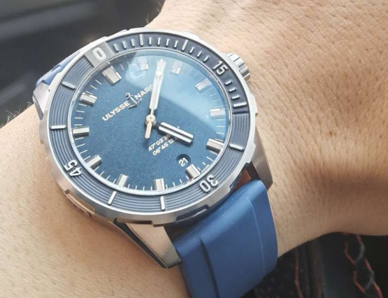偶然的机会拿下这一款  雅典表潜水DIVER42 8163