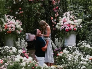 霉霉TaylorSwift订婚戴什么牌子手表？