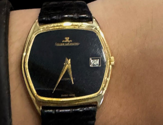 小巧玲珑尽显尊贵  积家超薄automatic小金表