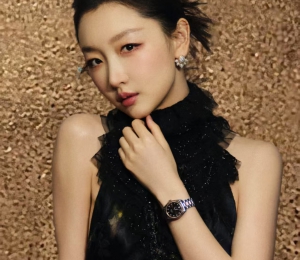 欧米茄金棕小海马，属于周冬雨的美拉德诠释