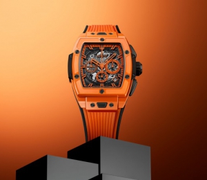 HUBLOT宇舶表推出首次在BIG BANG灵魂腕表中运用 橙色陶瓷和雾面碳纤维材质的新作