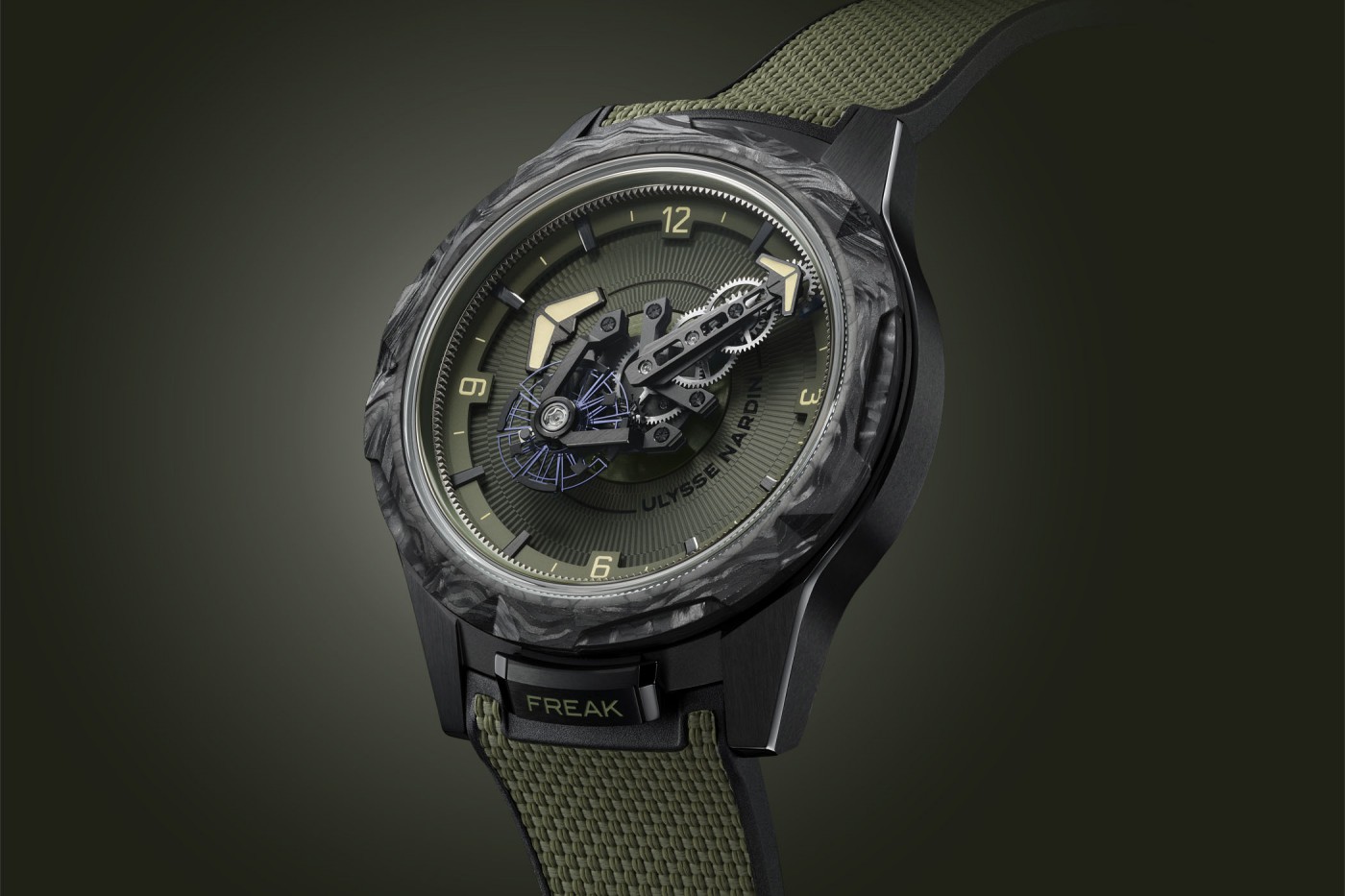 Ulysse-Nardin-Freak-One-Ops-military-green-1.jpg