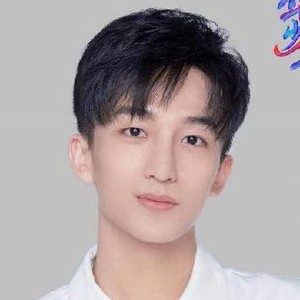 黄子弘凡